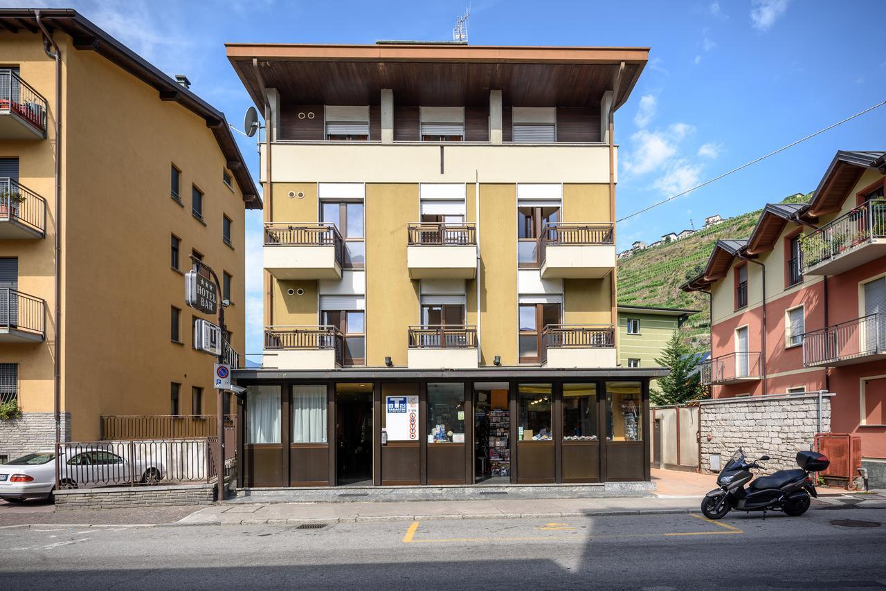 Hotel Schenatti Sondrio Exterior foto